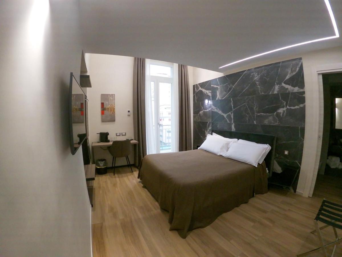 Municipio Luxury Suite Neapel Exterior foto
