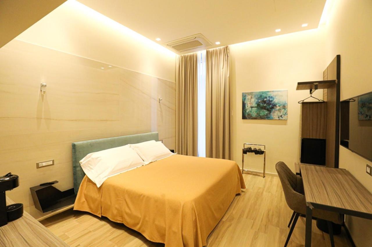 Municipio Luxury Suite Neapel Exterior foto