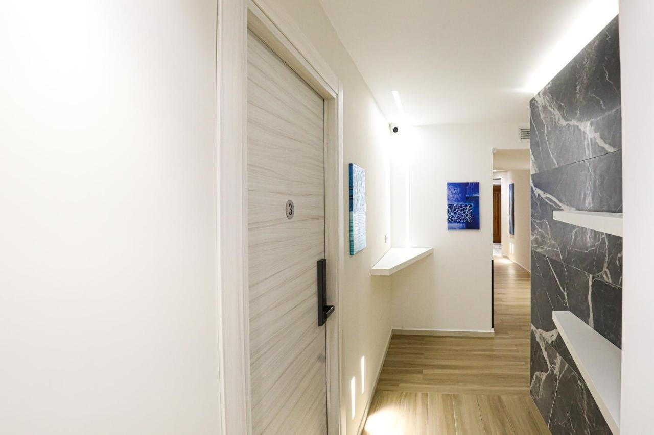 Municipio Luxury Suite Neapel Exterior foto